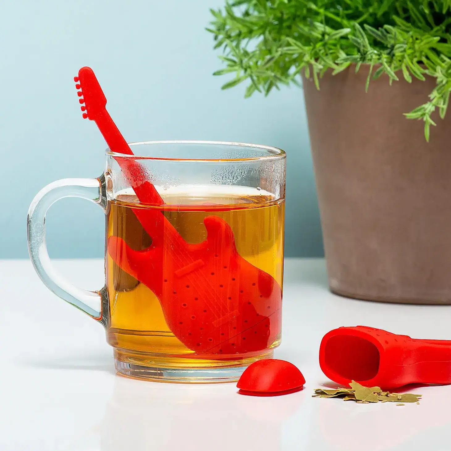 Gitaar tea infuser