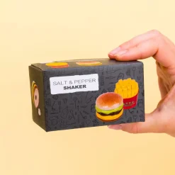 Hamburger en frietjes peper- en zoutstel