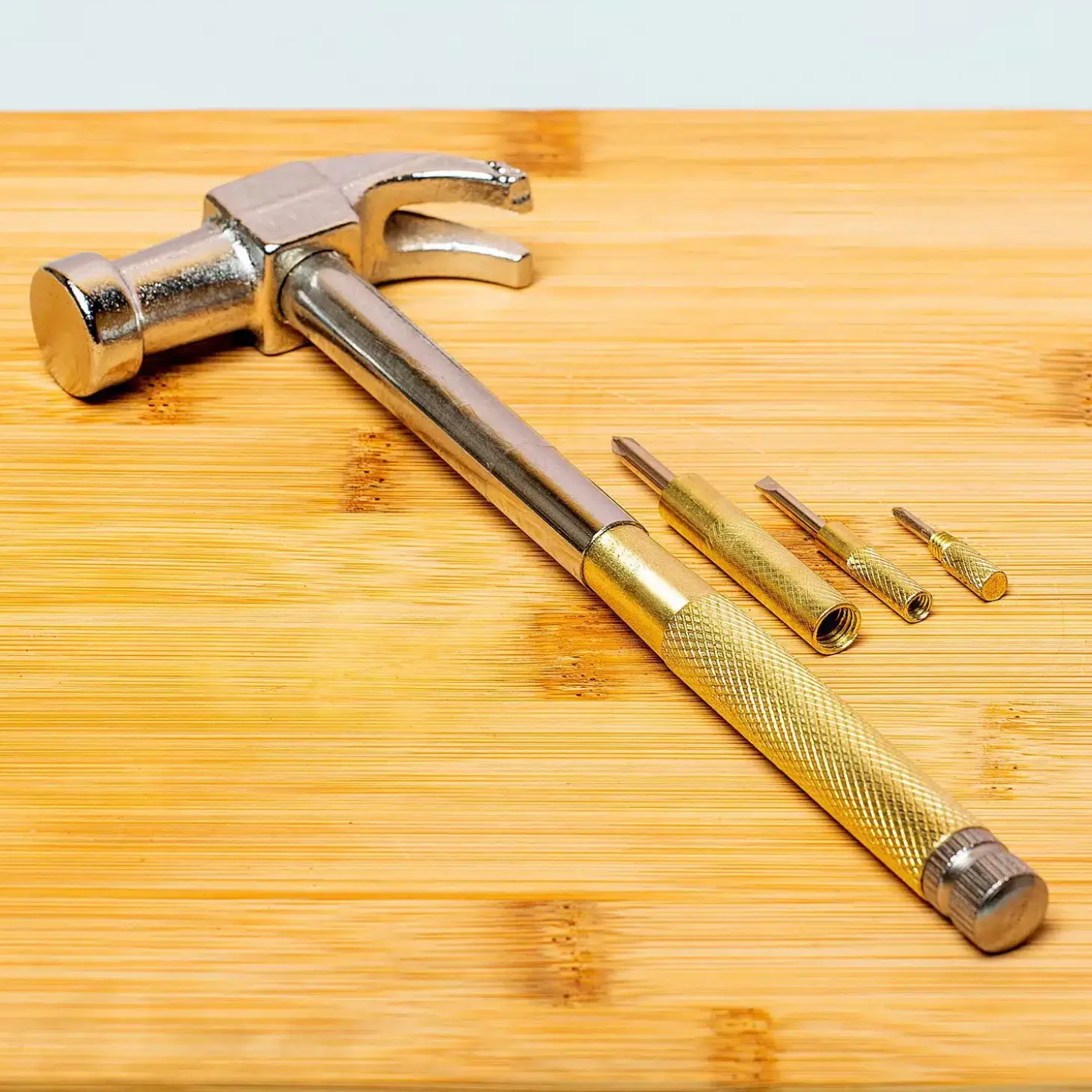Handy Hammer multitool met schroevendraaiers