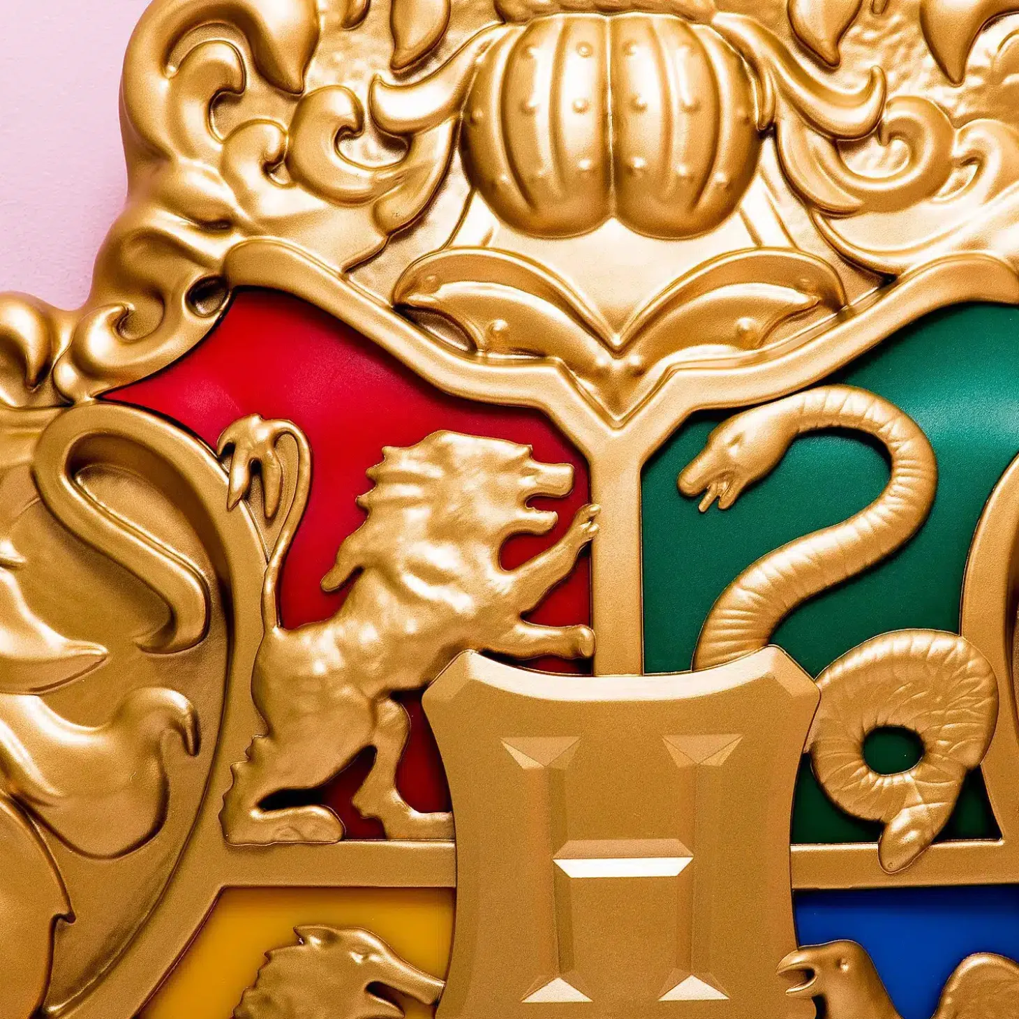 Harry Potter Hogwarts Crest lamp