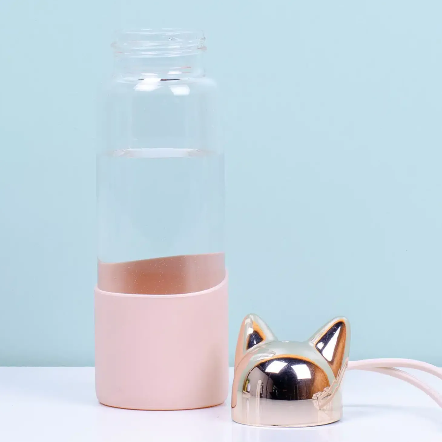 Kat waterfles