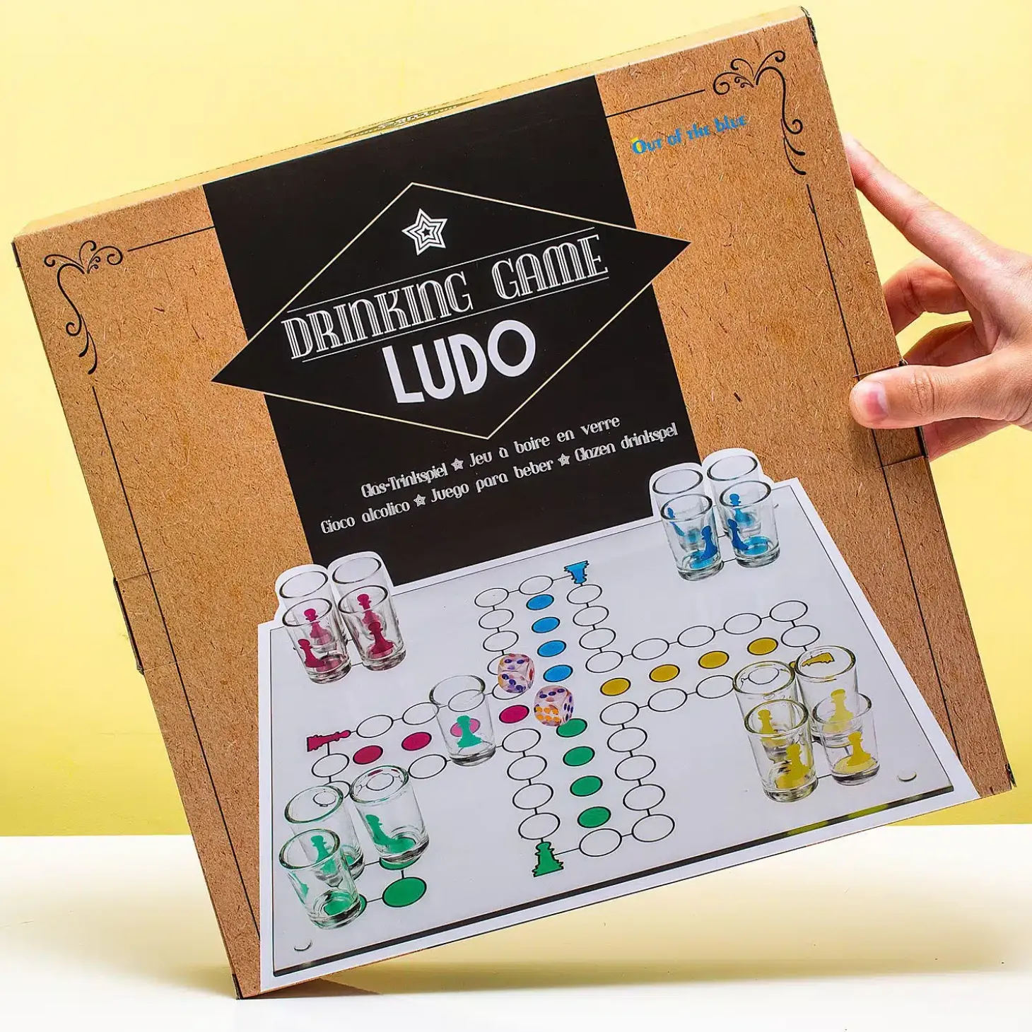 Ludo drankspel met shotglaasjes