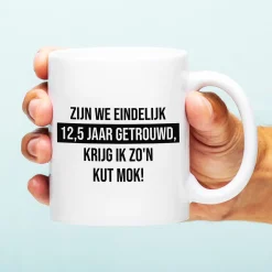 Mok Zijn we eindelijk zoveel jaar getrouwd