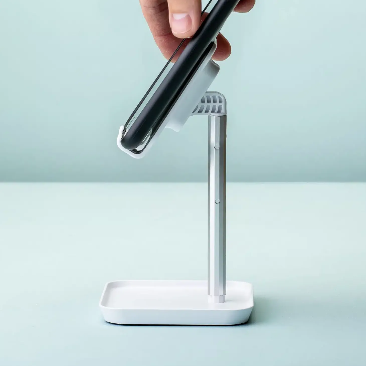 Verstelbare smartphonehouder